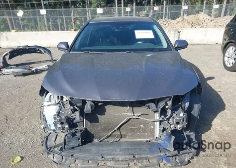2018 Toyota Camry Le from USA, damaged, VIN 4T1B11HK4JU618235